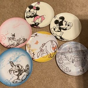 6 Disney plates